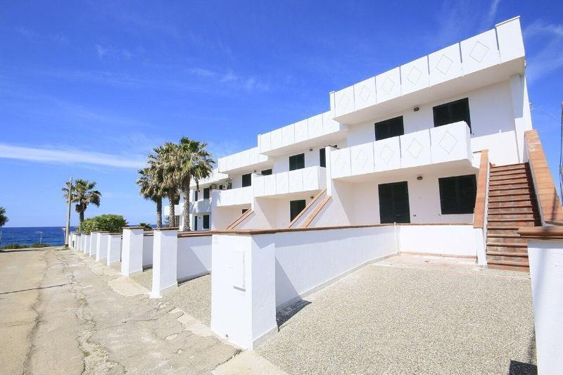 Blu Side Hotel & Residence Torre San Giovanni Ugento Exterior foto