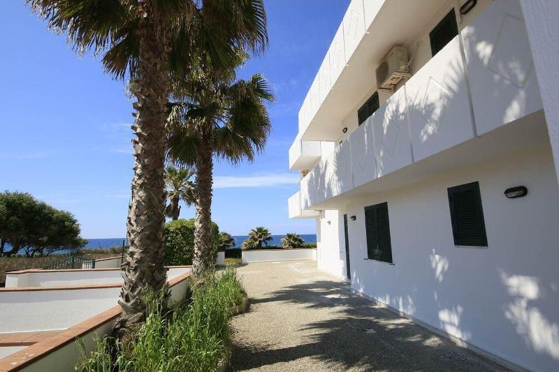Blu Side Hotel & Residence Torre San Giovanni Ugento Exterior foto