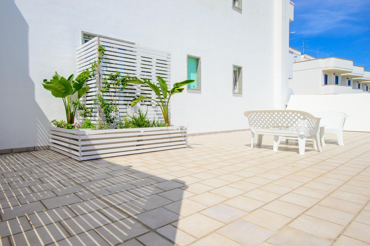 Blu Side Hotel & Residence Torre San Giovanni Ugento Exterior foto
